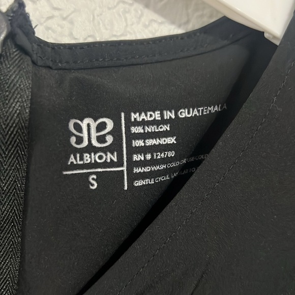 Albion Fit Ruffle Sleeve Black Romper - Picture 11 of 11